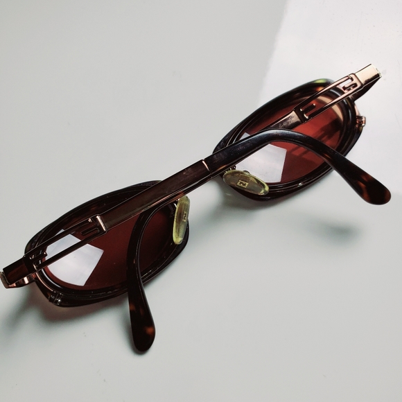 Fendi dark tortoise glasses - Picture 3 of 7